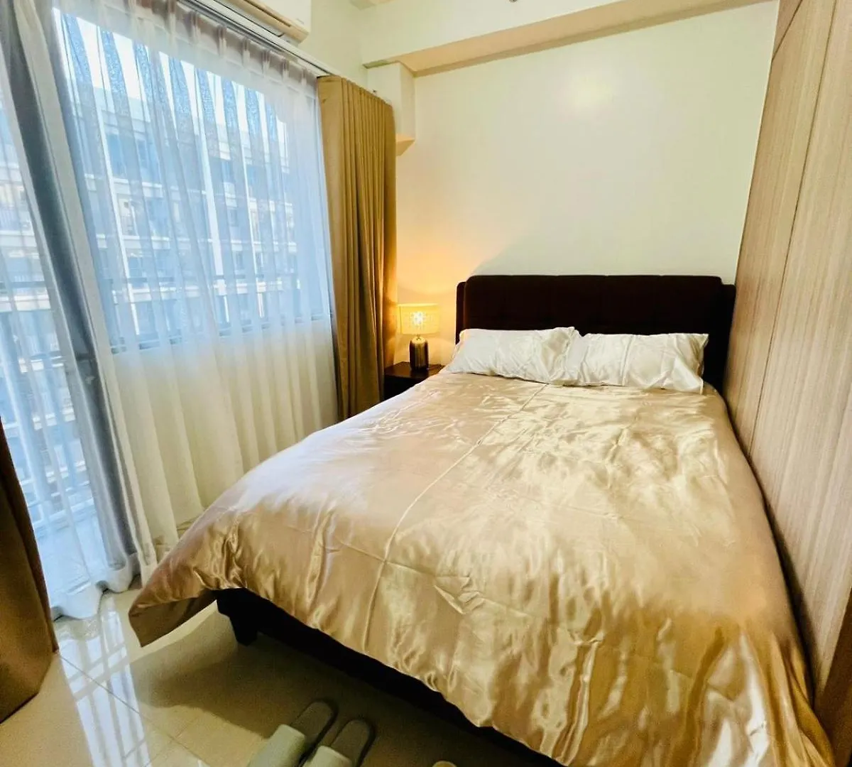 アパートホテル Shore 2 Residences Tower 2 パサイ